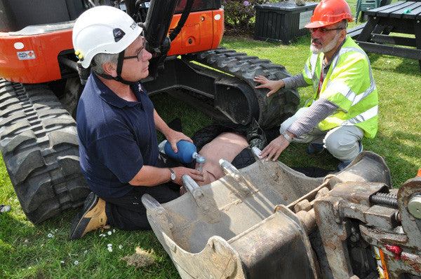 For practicing advanced life support techniques in difficult circumstances such as limb entrapment under a heavy object