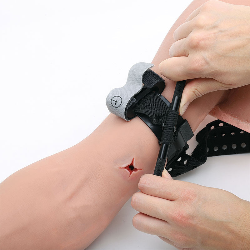 Bleeding control training with tourniquet application