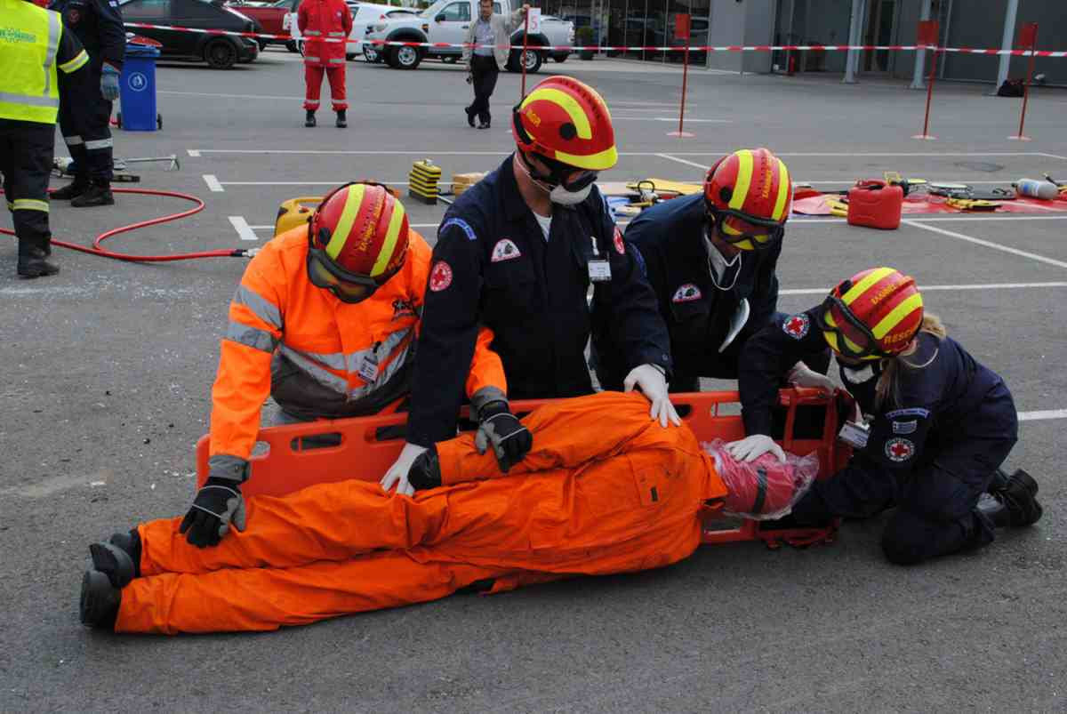 Group Emergency Rescue Training Scenarios